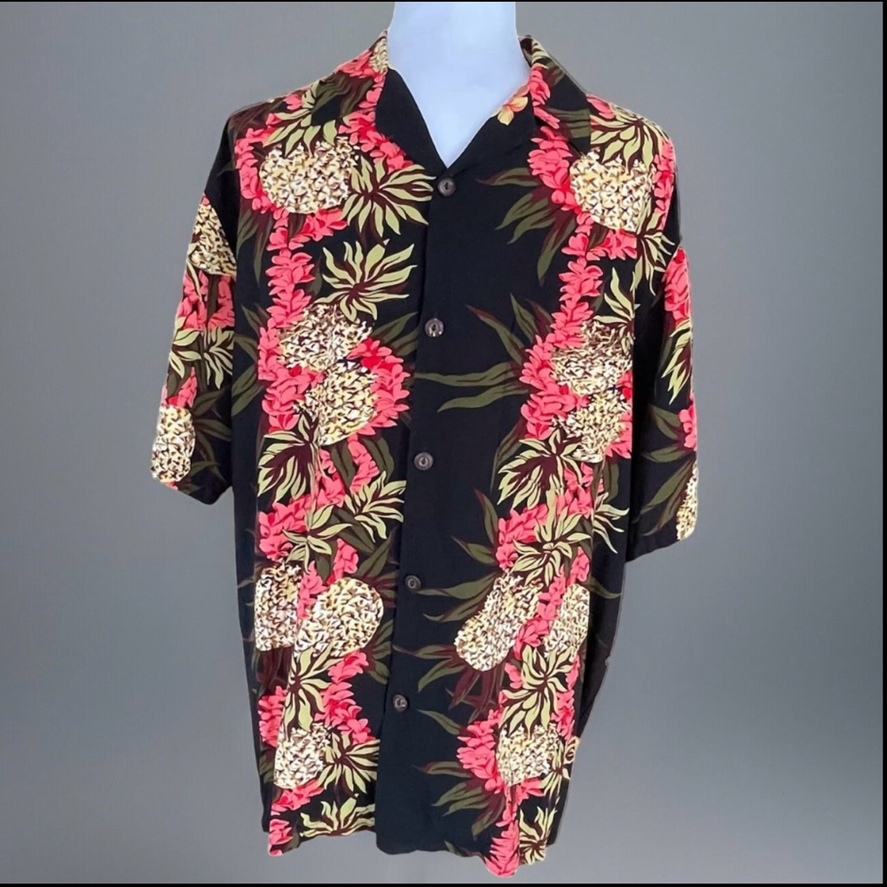 Hilo Hattie Mens Black Pineapple Orchid Aloha Shirt Medium